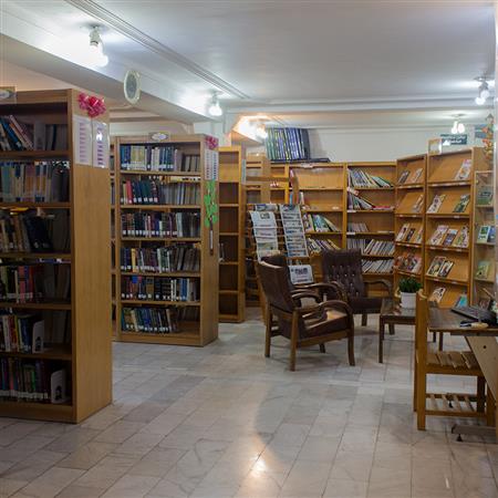 فضای داخلی کتابخانه